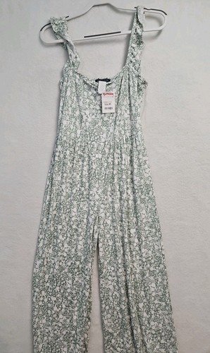 Nwt womens crop wide - womens,