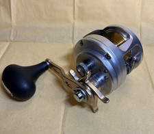 JDM Shimano 13 Calcutta 800F