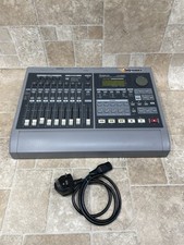 Roland VS-880EX Digital Studio
