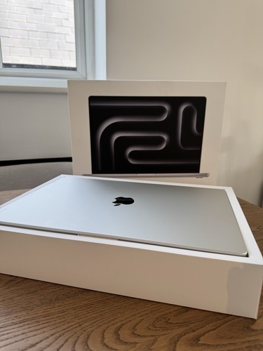 Apple macbook pro max - pro,