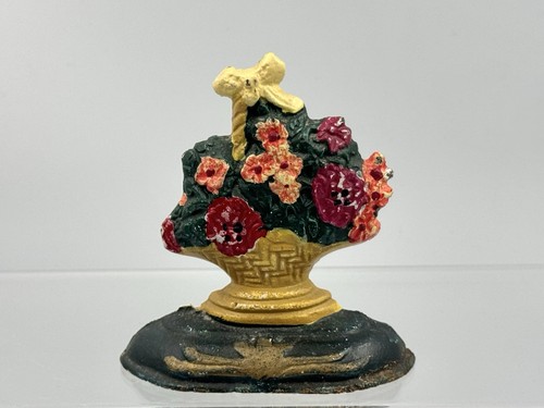 Vintage cast iron - cast,
