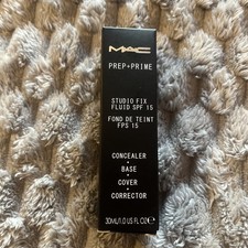 Mac Studio Fix Fluid SPF15