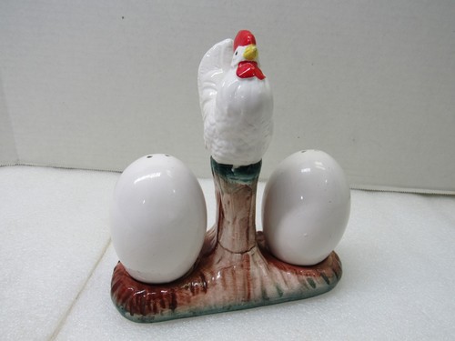 Dee bee hand painted hen - dee,
