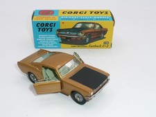 Corgi model club - 320, ford