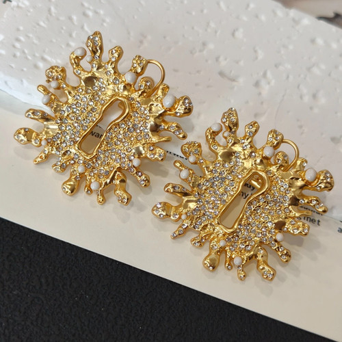 Schiaparelli golden keyhole - schiaparelli,