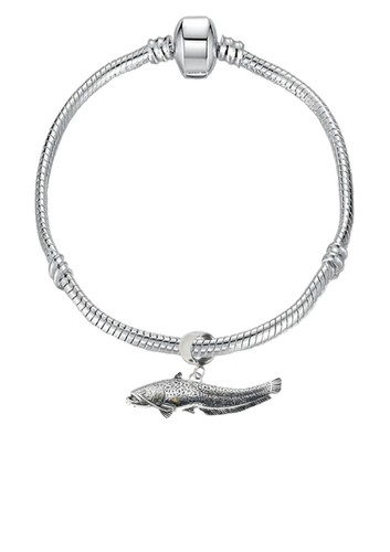 F46 wells catfish - catfish, english