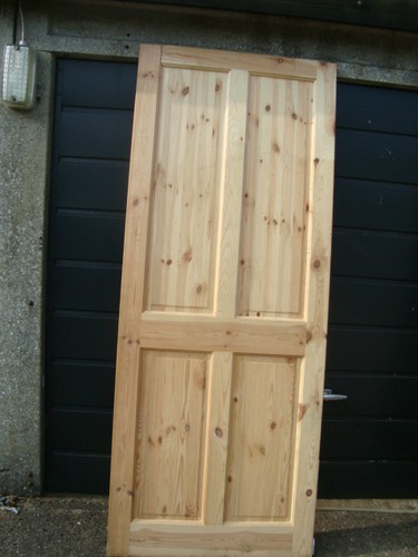 Large knotty pine door - knotty,