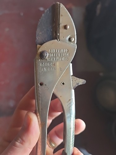 Vintage rolcut pruners - rolcut, no