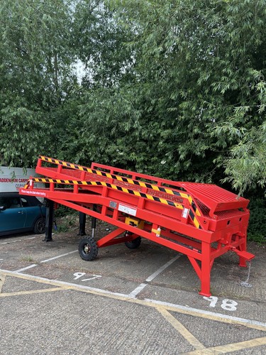 Folding container lorry - folding,