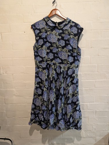 Hobbs florence blue hydrangea - blue,