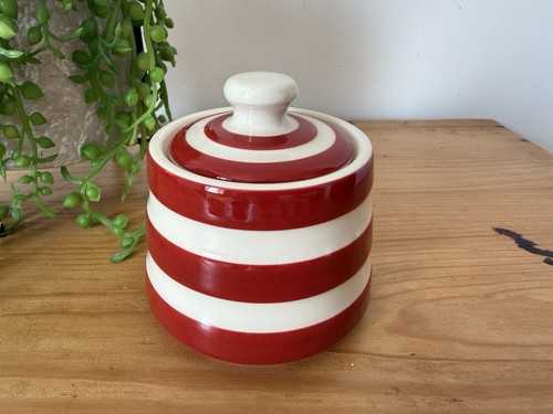 Green cornishware red - green,
