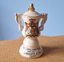 1927 Carlton Crested china -