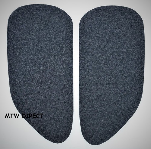 Pair black tank traction - pair,
