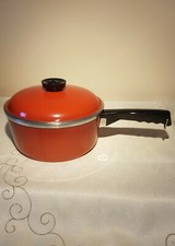 Vintage 1950's Club Aluminum Cookware Sauce Pan Red Width= 21.5cm,Depth= 10.2 cm