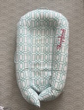 Dockatot Sleepyhead Deluxe