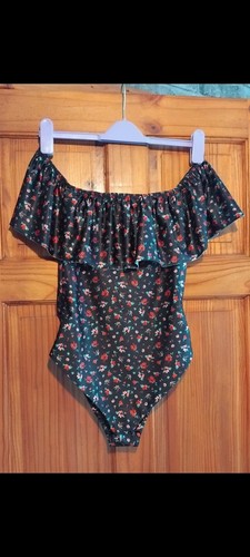 Size cold shoulder - size,