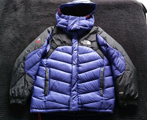 The north face - 850, summit