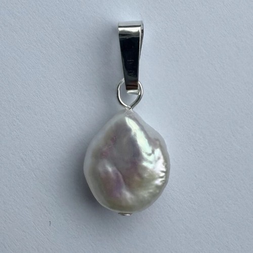 Natural freshwater pearl - freshwater,