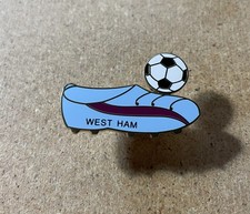 WEST HAM RARE RETRO FOOTBALL SUPPORTERS BADGE