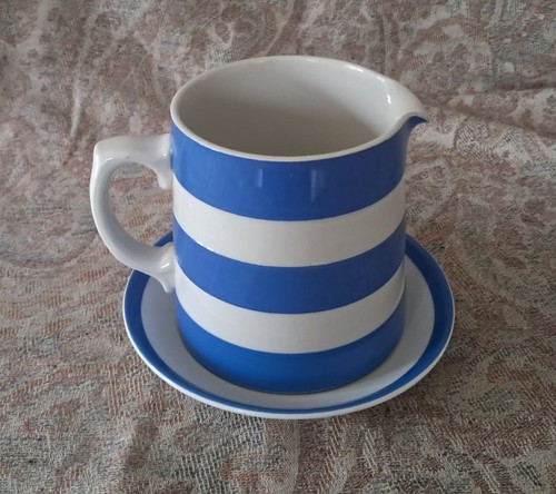 Green cornishware jug - t,