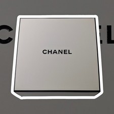 Chanel Folding Art of Wrapping