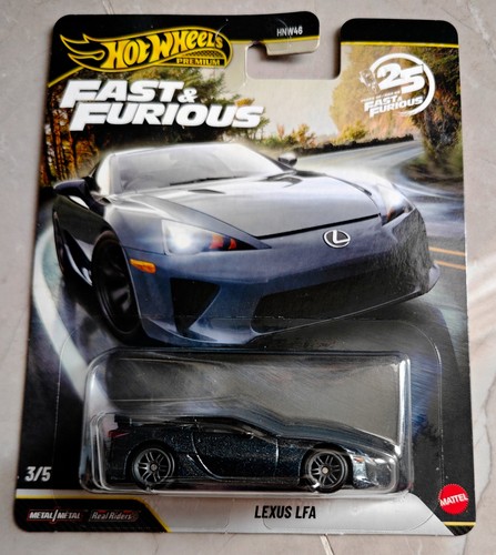 Hot wheels premium - hot, fast
