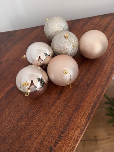 Christmas baubles silver - baubles, –