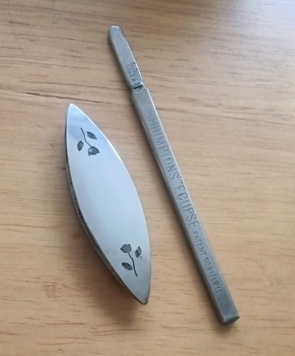 Silver tatting shuttle white - tatting, shuttle.