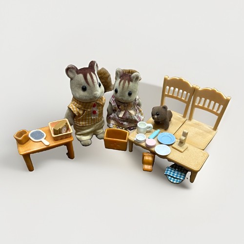 Sylvanian families misc bundle - misc,