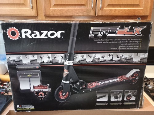 Razor black label - , a
