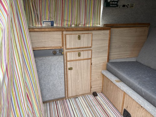 T25 lesuire drive interior - lesuire,
