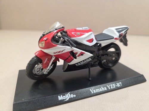 Maisto yamaha yzf r7 - 1:18,