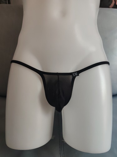 Men extremely skimpy cheeky - skimpy,