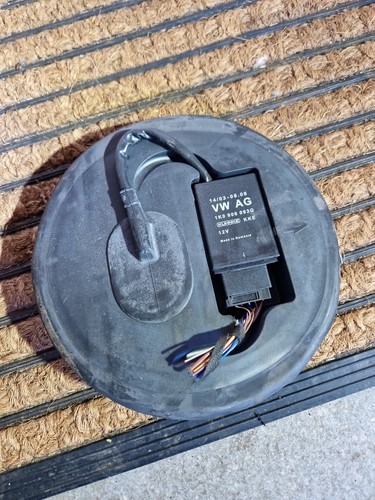 Volkswagen polo fuel pump - volkswagen,