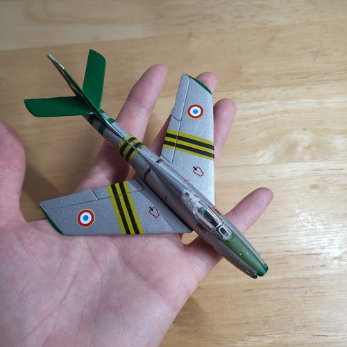 Vintage metal fighter - vintage, fighter-f-84