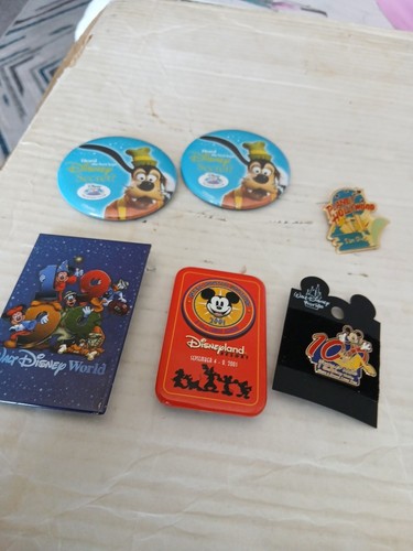 Bundle disney badges pins - of,