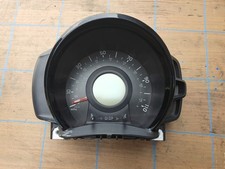 Citroen C1 Peugeot 108 Toyota Aygo Instrument Cluster B001115580 69342-460U