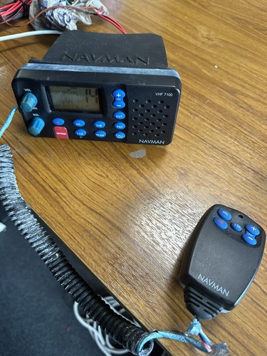 Navman vhf 7200 marine radio - 7200,