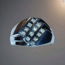 10k Gents .60ct Natural Diamond Ring Size 10.5grams Gold