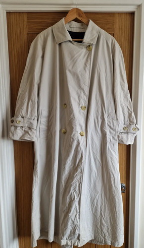 Thomas burberry trench coat - burberry,