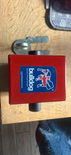 Genuine bulldog tow bar lock - tow,