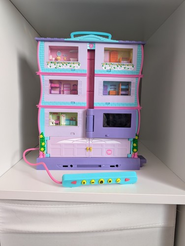 Pixel chix roomies house 2006 - chix,