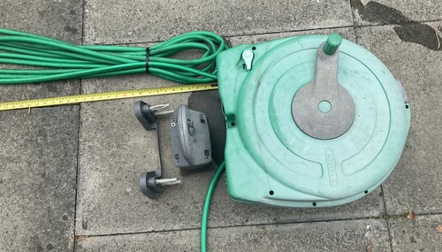 Hozelock wall mounted hose - hozelock,