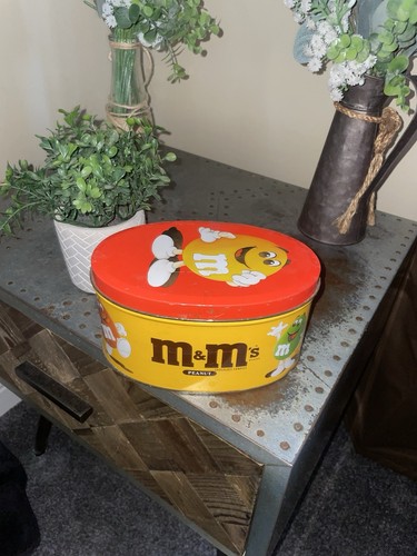 Vintage collectable tin - collectable,