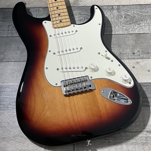 2017 fender stratocaster mim - fender,