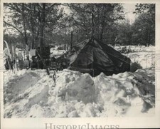 1969 Press Photo 10 Man Tent