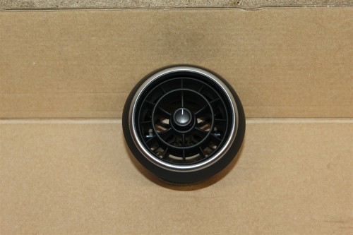 Right front dash air - front,