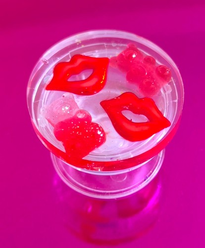 Red lips phone - red,