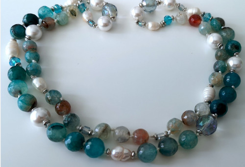 Overlapping row natural blue - 1,