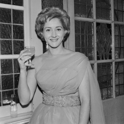 British actress liz fraser - liz,